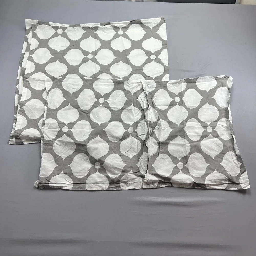 Set Of 2 Jonathan Adler Pillow Shams Gray White Geometric Print (king & Euro)